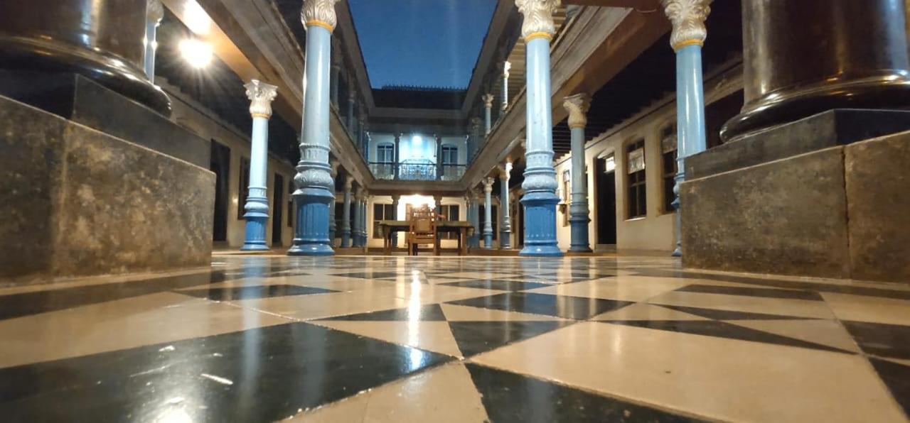 Kānādukāttān Chettinadu Mansion - An Authentic Heritage Palace מראה חיצוני תמונה